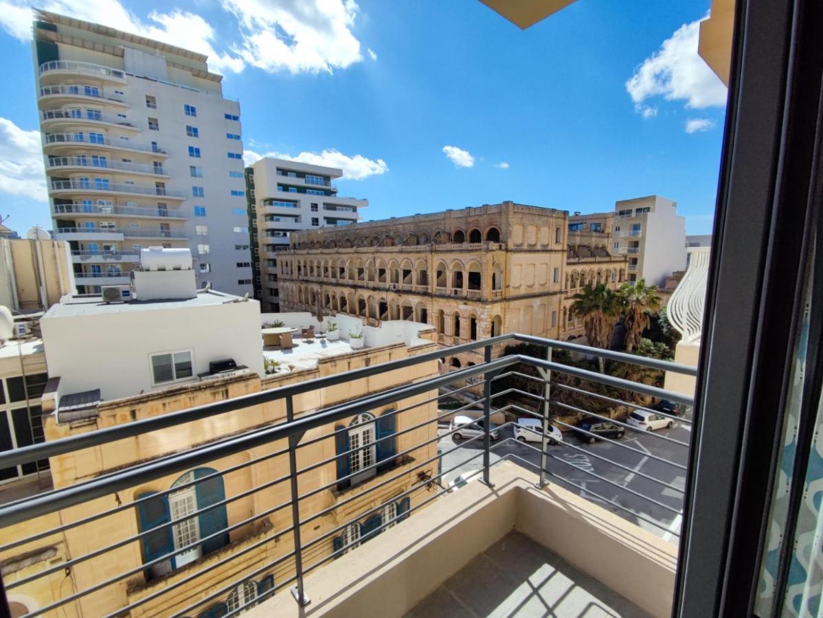 4Th Floor Apartment In Tigne Sliema Kültér fotó
